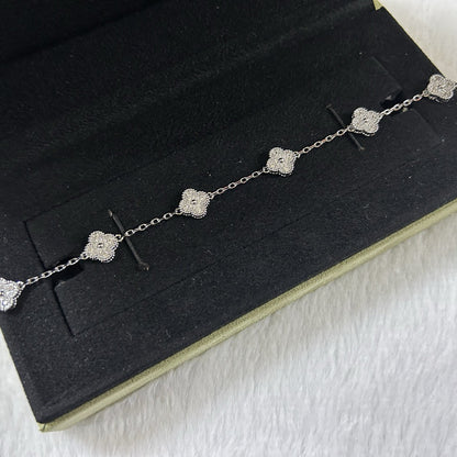 [Mystic]CLOVER 6 MOTIF DIAMOND BRACELET