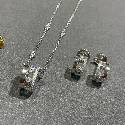 [Mysitc ] CHAIN MOVE ROMANE PEDAND NECKLACE