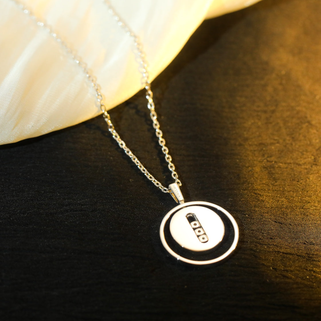 [Mysitc ]  MOVE MM SILVER DIAMOND NECKLACE