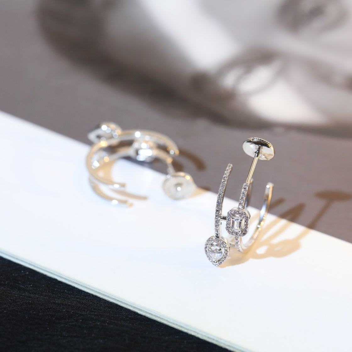 [Mysitc ] CREOLES MY TWIN 2 RANGS SILVER DIAMOND EARRINGS