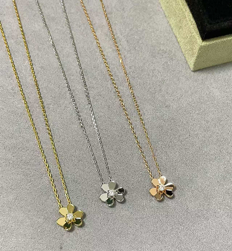 [Mystic]White Diamond GOLD FLOWER NECKLACE