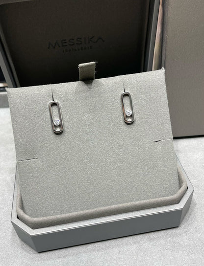[Mysitc ] MOVE UNO SMALL 1 DIAMOND EARRINGS