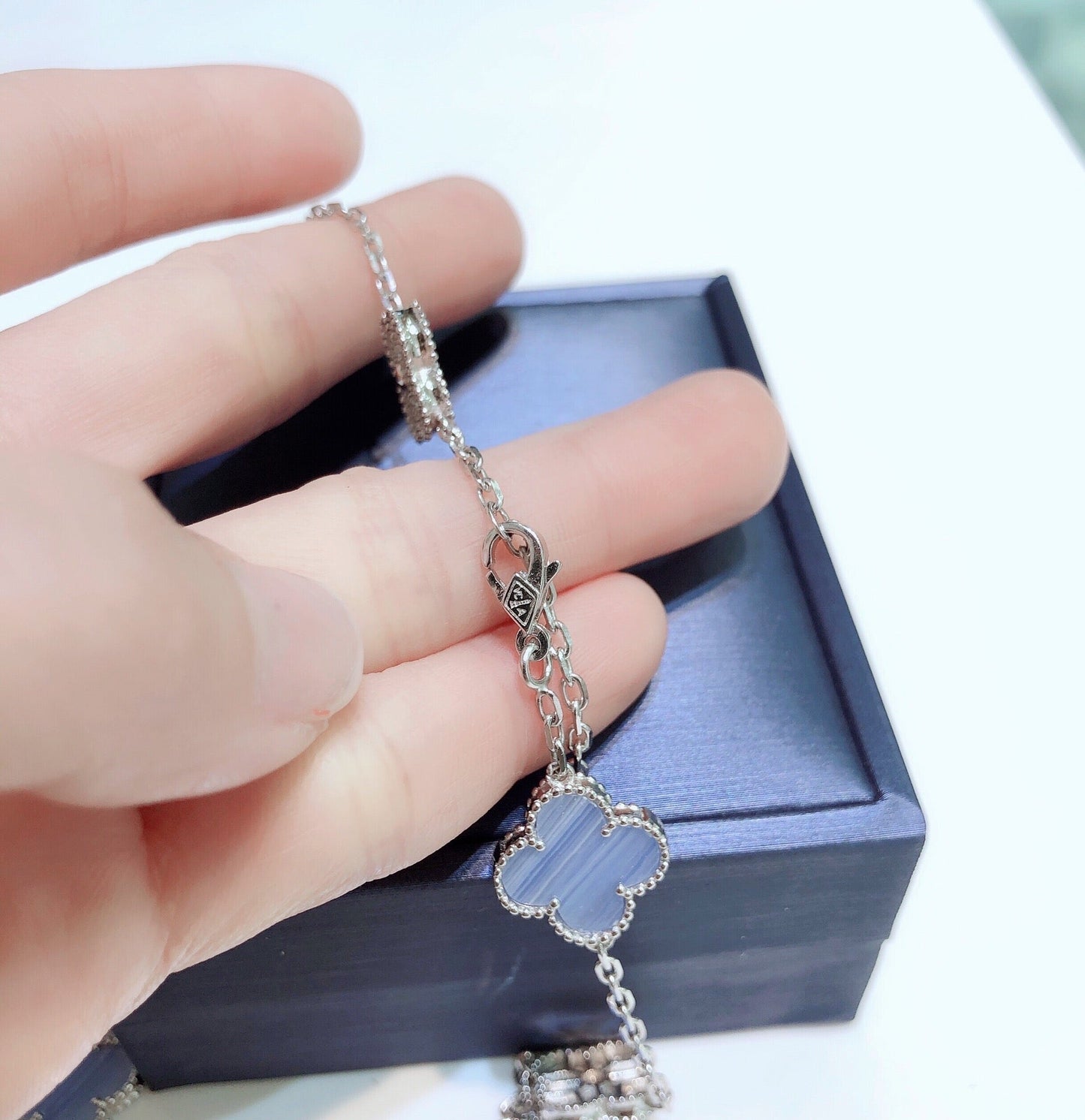 [Mystic]CLOVER 10 MOTIFS CHALCEDONY DIAMONDS SILVER NECKLACE